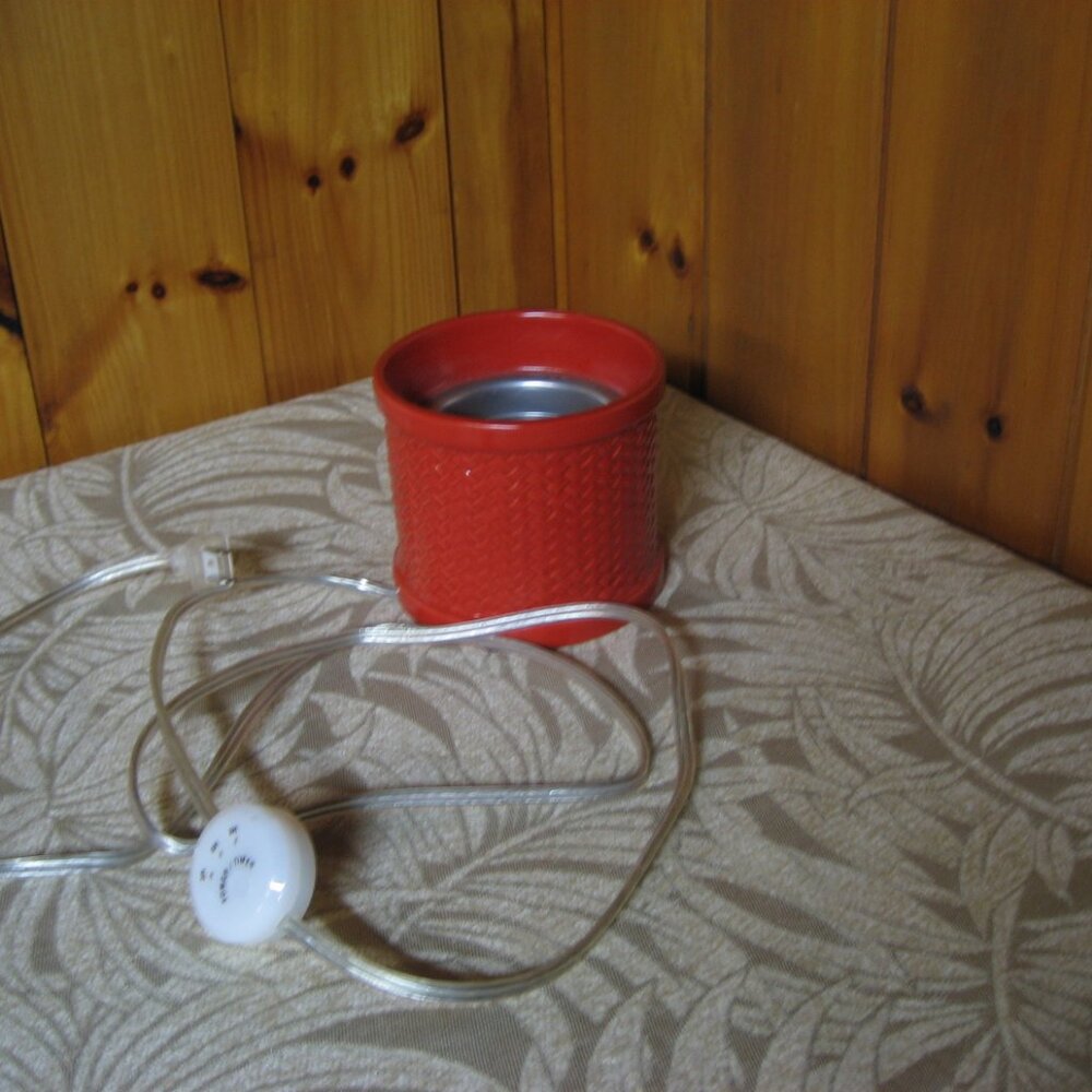 Yankee Candle Scenterpiece Electric MeltCup Warmer RED Auto Shut Off Timer - Picture 3 of 4